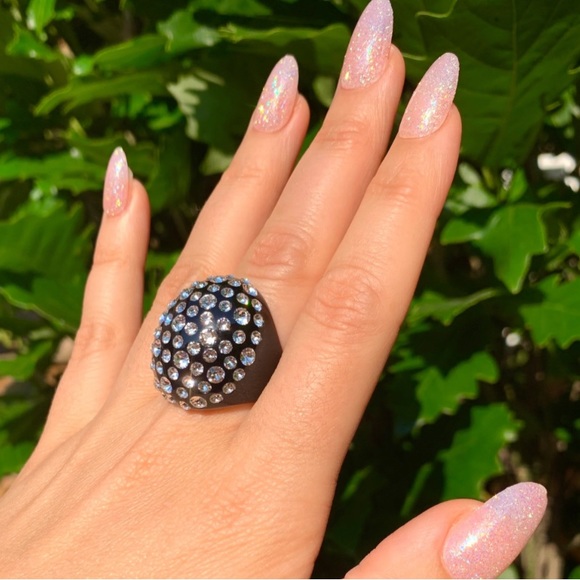 Women’s black acrylic ring embellished with genuine crystals, one of a kind - Picture 9 of 11
